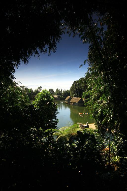 Kampung Sampireun Resort & Spa Garut Ngoại thất bức ảnh