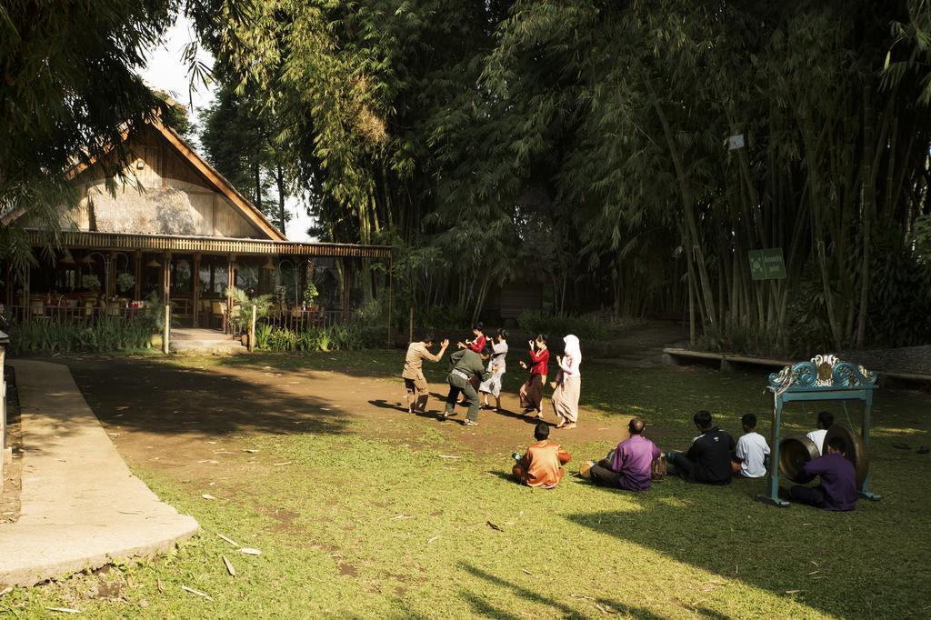 Kampung Sampireun Resort & Spa Garut Ngoại thất bức ảnh
