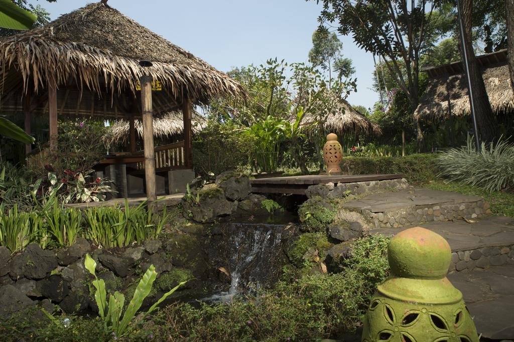 Kampung Sampireun Resort & Spa Garut Ngoại thất bức ảnh