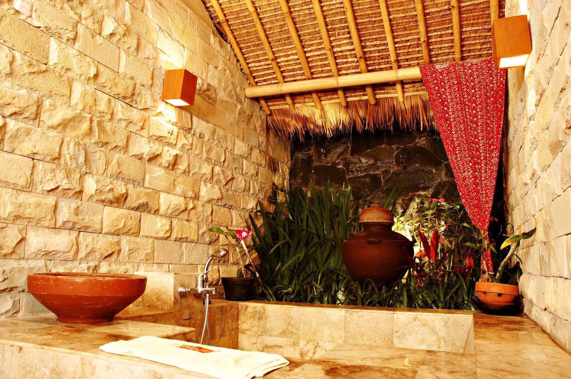 Kampung Sampireun Resort & Spa Garut Ngoại thất bức ảnh